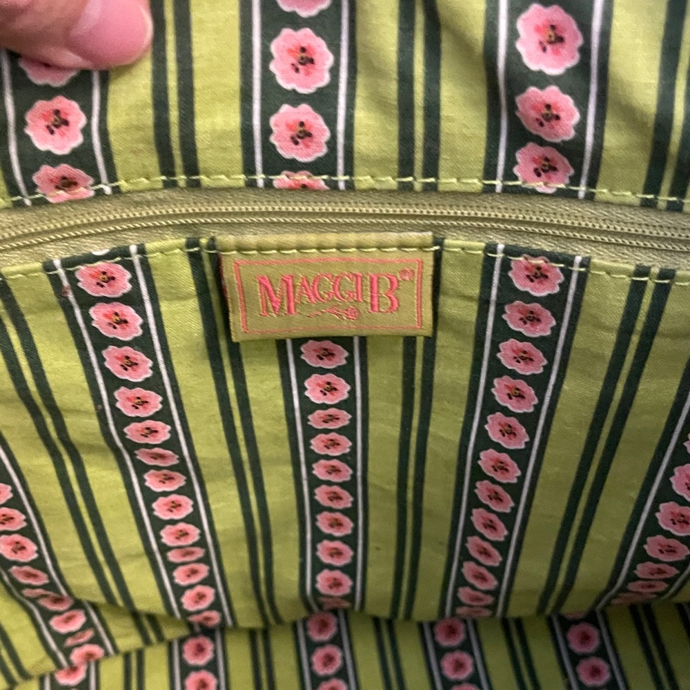 MaggiB Floral Handbag - Picture 6 of 12